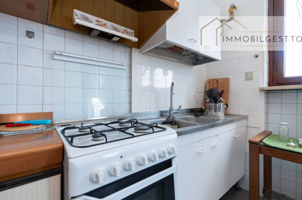 appartamento in vendita a Torino in zona Cenisia
