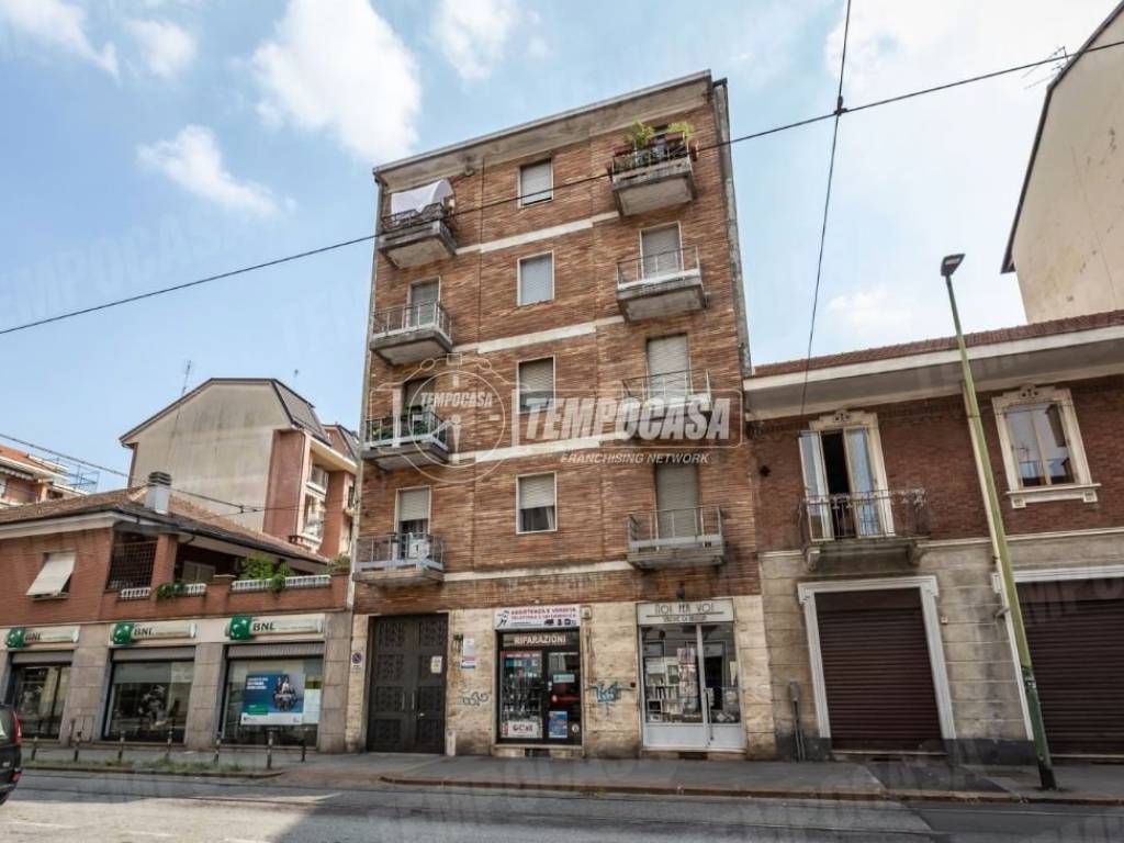 appartamento in vendita a Torino in zona Parella