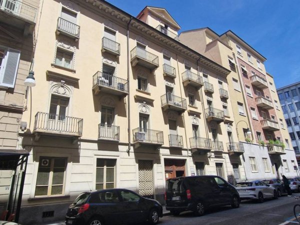 intera palazzina in vendita a Torino