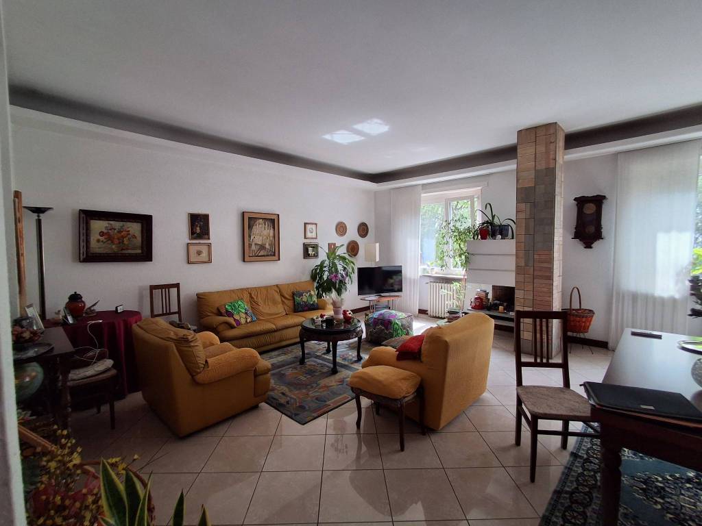 appartamento in vendita a Torino in zona Santa Rita