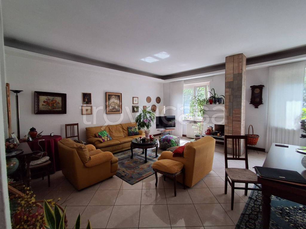 appartamento in vendita a Torino in zona Santa Rita