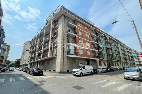 appartamento in vendita a Torino in zona Santa Rita