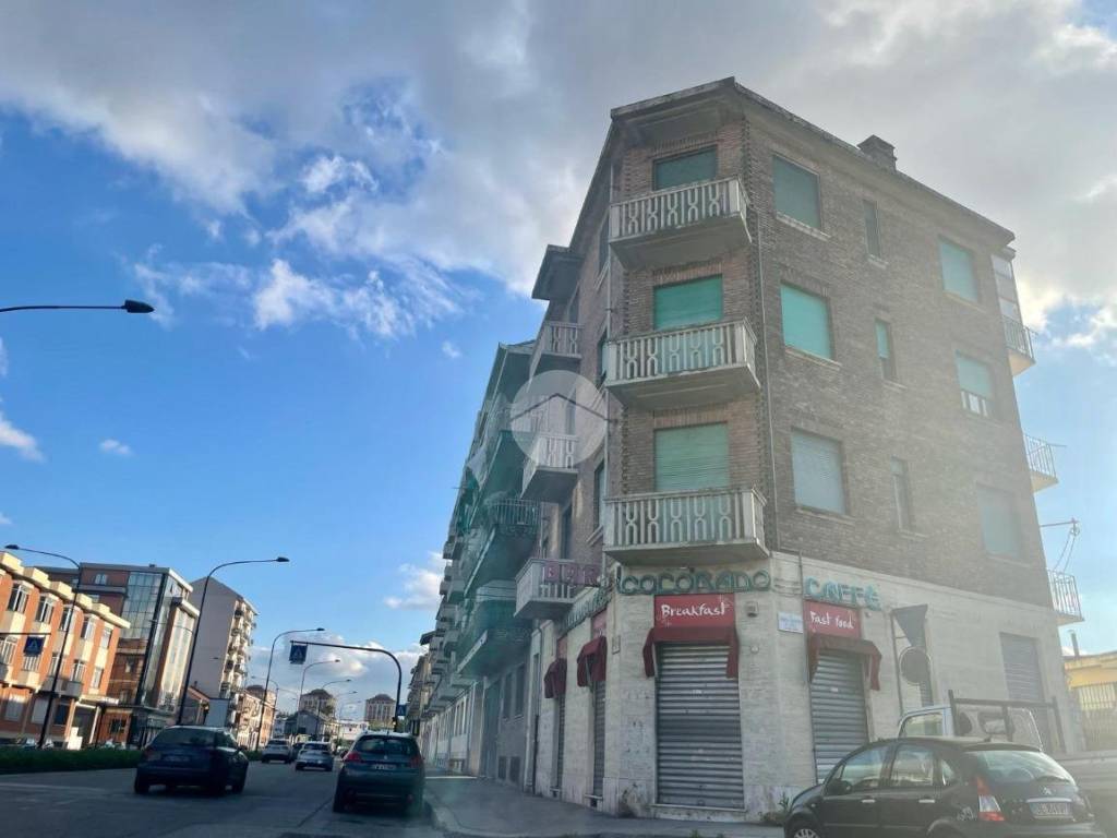 appartamento in vendita a Torino in zona Lucento