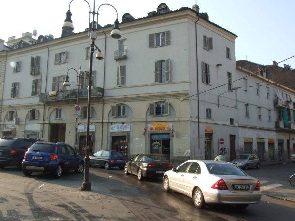 intera palazzina in vendita a Torino in zona Aurora
