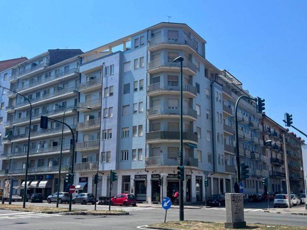 appartamento in vendita a Torino in zona Parella