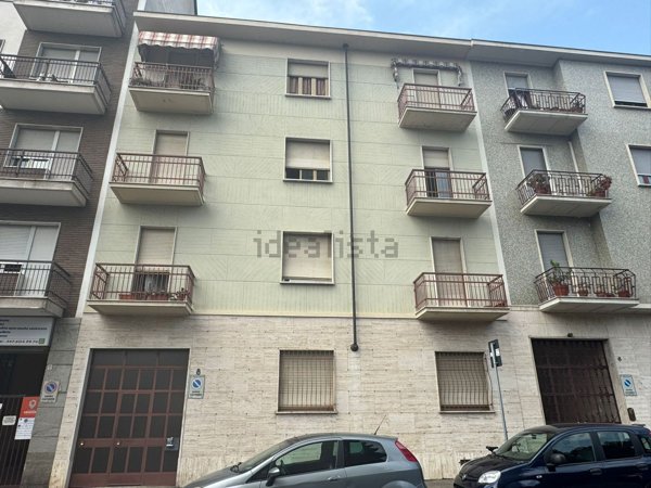 appartamento in vendita a Torino in zona Borgata Vittoria
