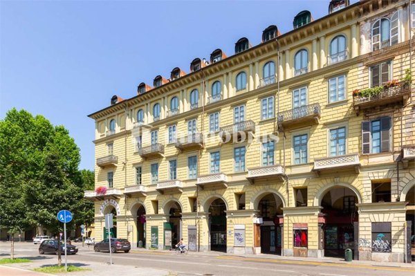 appartamento in vendita a Torino in zona Centro Storico