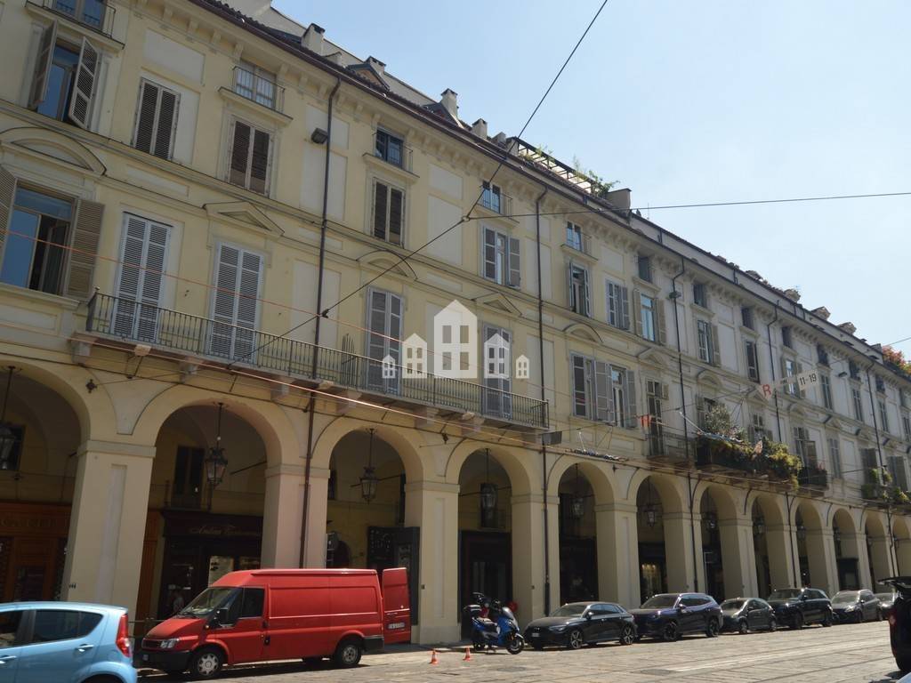 appartamento in vendita a Torino in zona Centro Storico