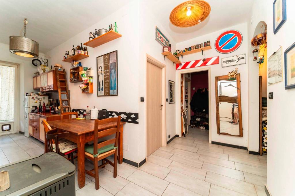 appartamento in vendita a Torino in zona Aurora