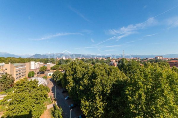 appartamento in vendita a Torino in zona Lucento