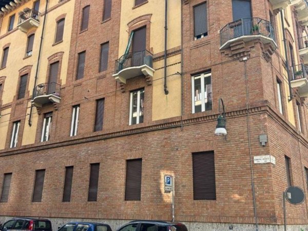 appartamento in vendita a Torino in zona Cit Turin