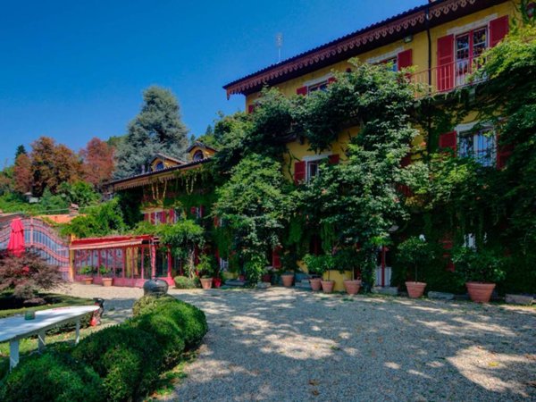 casa indipendente in vendita a Torino in zona Sassi