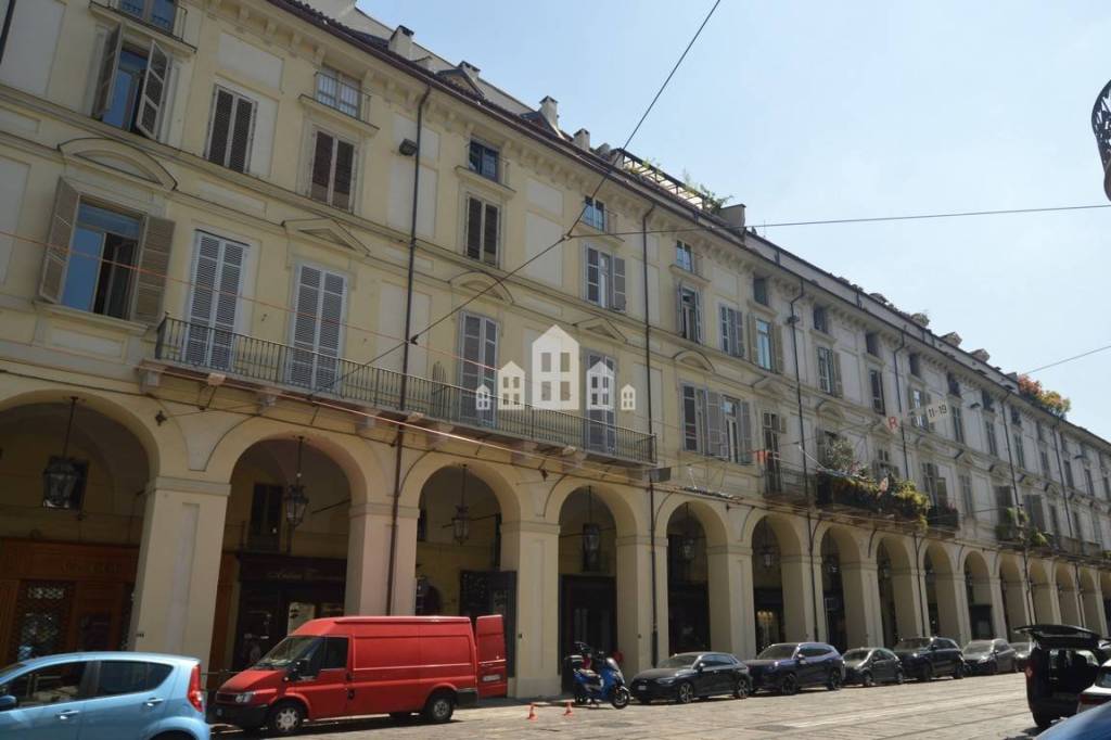 appartamento in vendita a Torino in zona Centro Storico