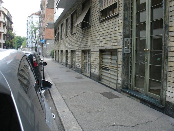 locale di sgombero in vendita a Torino