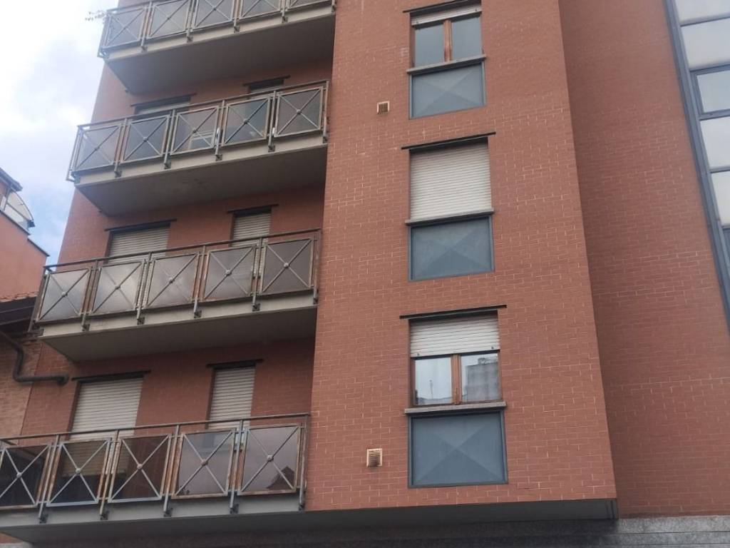 appartamento in vendita a Torino in zona Cenisia