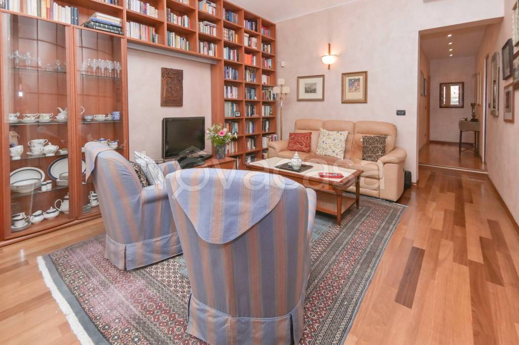 appartamento in vendita a Torino in zona Crocetta