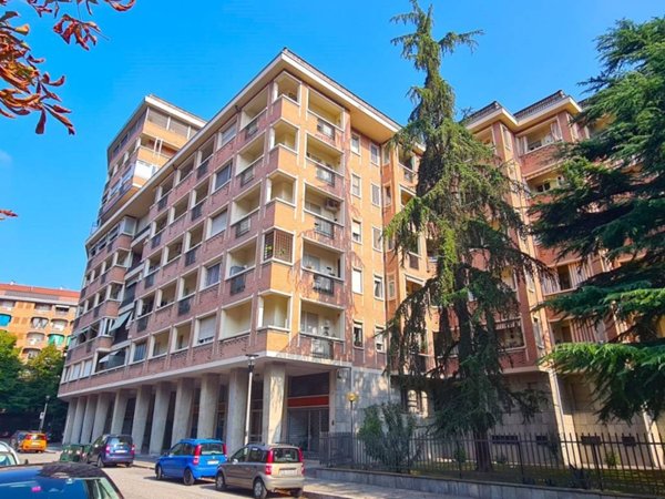 appartamento in vendita a Torino in zona Mirafiori Sud