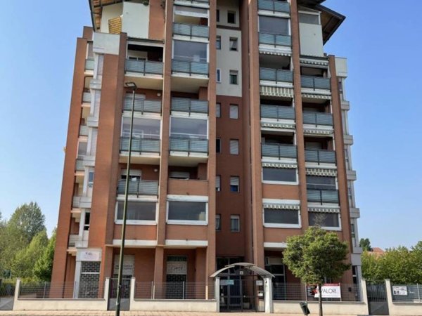 ufficio in vendita a Torino in zona Mirafiori Sud