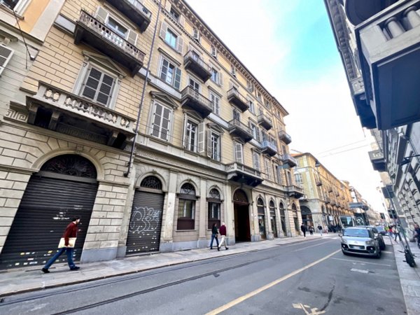 negozio in vendita a Torino in zona Centro Storico