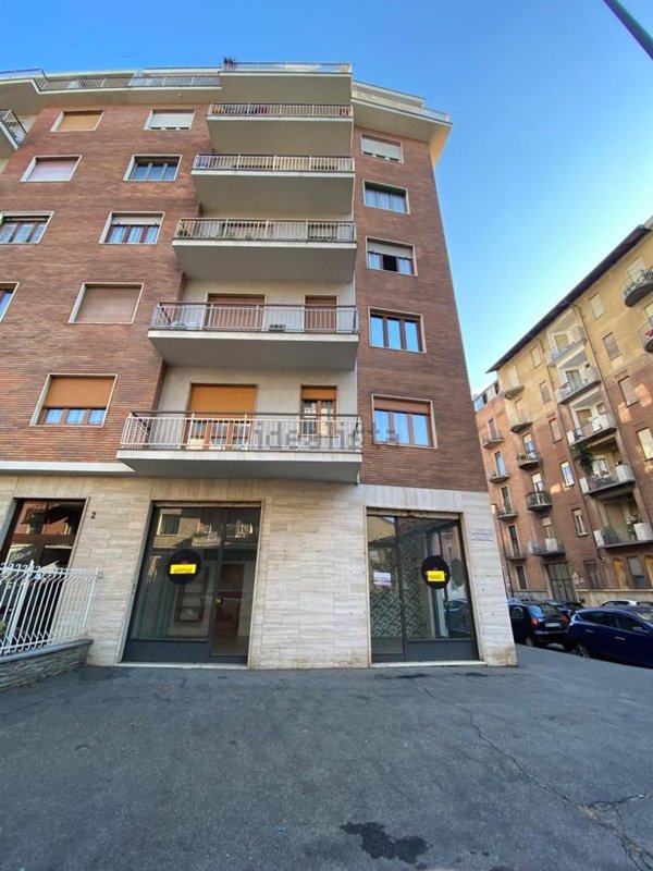 ufficio in vendita a Torino in zona Borgata Vittoria
