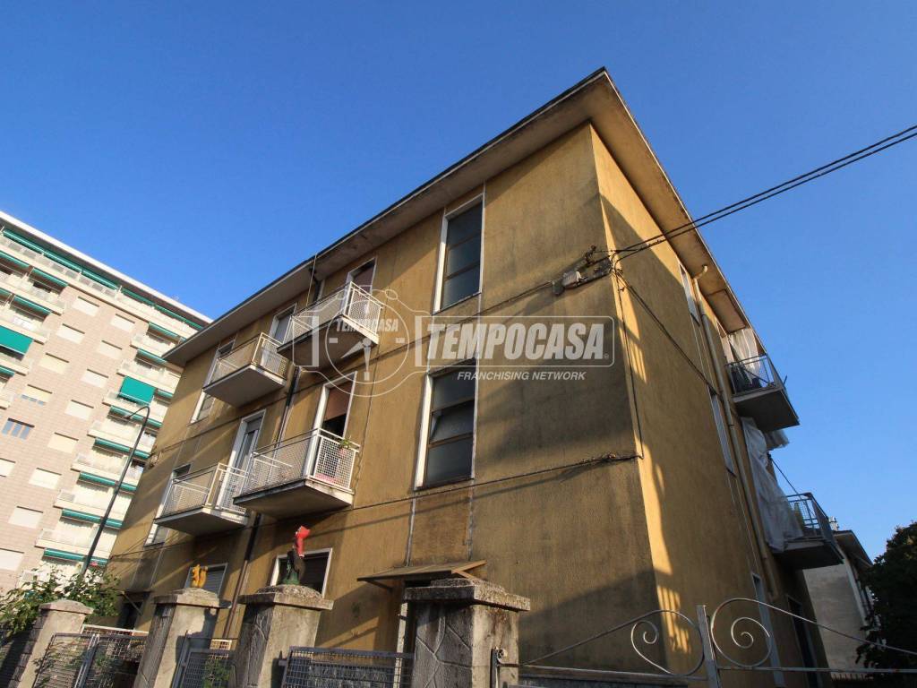 casa indipendente in vendita a Torino in zona Santa Rita