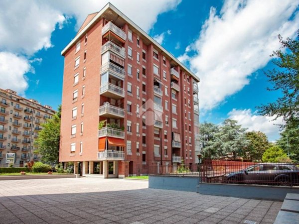 appartamento in vendita a Torino in zona Pozzo Strada