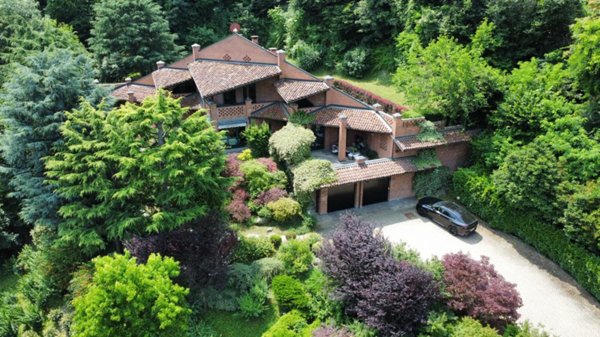 casa indipendente in vendita a Torino in zona Madonna del Pilone