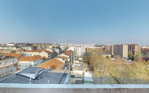 appartamento in vendita a Torino in zona Santa Rita