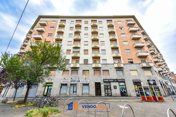 appartamento in vendita a Torino in zona Lingotto