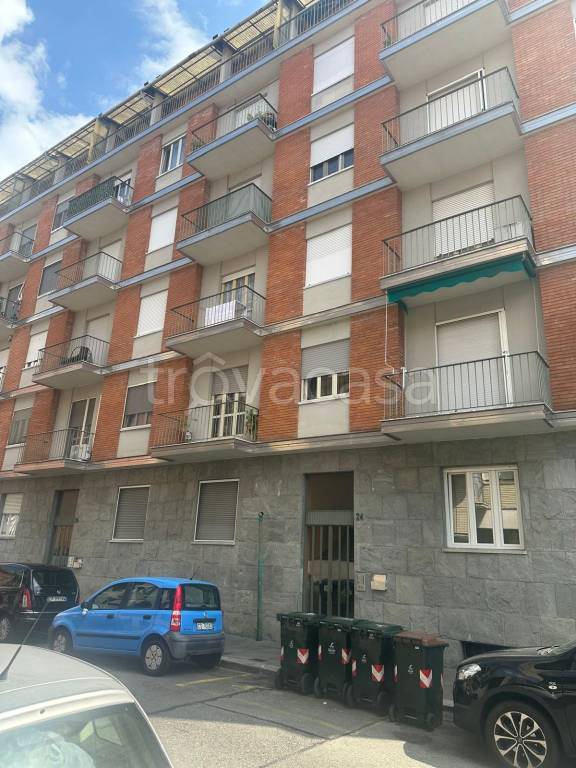 appartamento in vendita a Torino in zona Barca