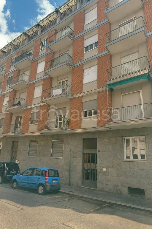 appartamento in vendita a Torino in zona Barca