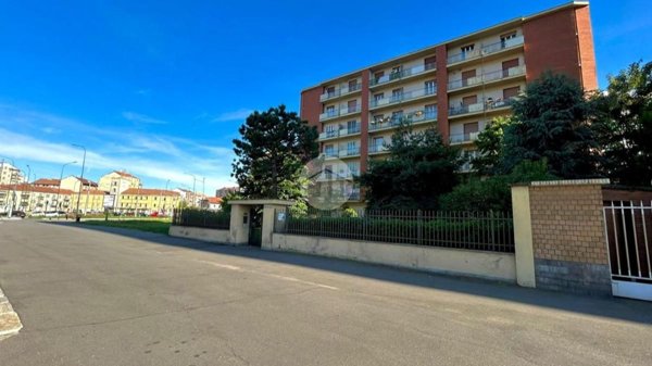 appartamento in vendita a Torino in zona Lucento