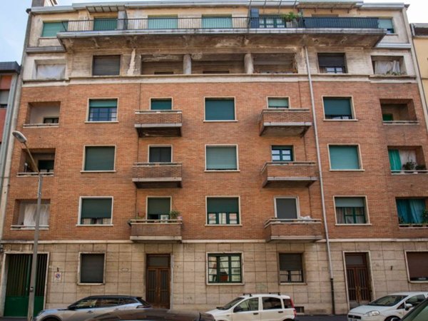 appartamento in vendita a Torino in zona Santa Rita