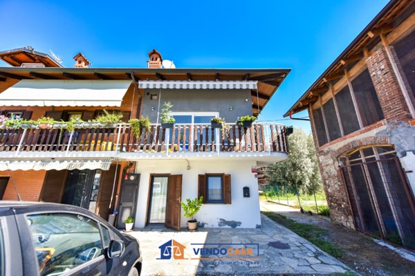 casa indipendente in vendita a Torino in zona Bertolla