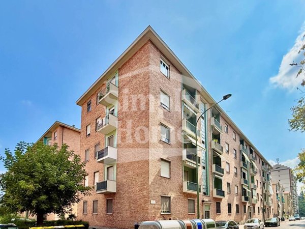 appartamento in vendita a Torino in zona Vanchiglia