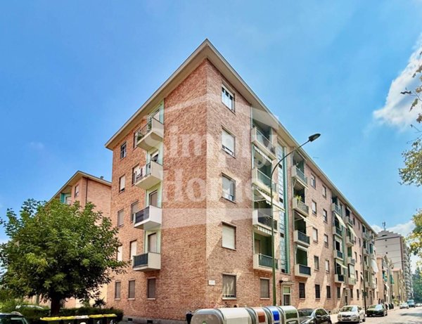 appartamento in vendita a Torino in zona Regio Parco