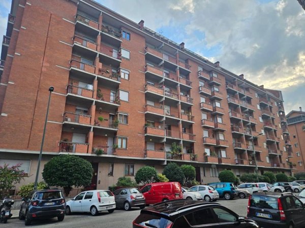 appartamento in vendita a Torino in zona Santa Rita