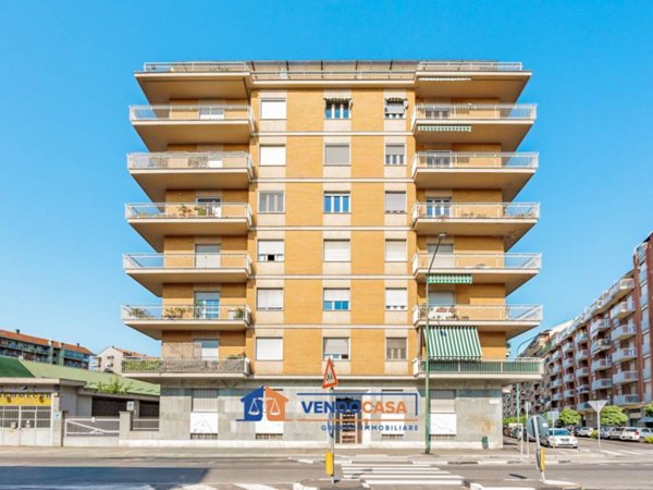 appartamento in vendita a Torino in zona Mirafiori Nord