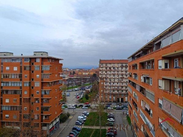 appartamento in vendita a Torino in zona Mirafiori Sud