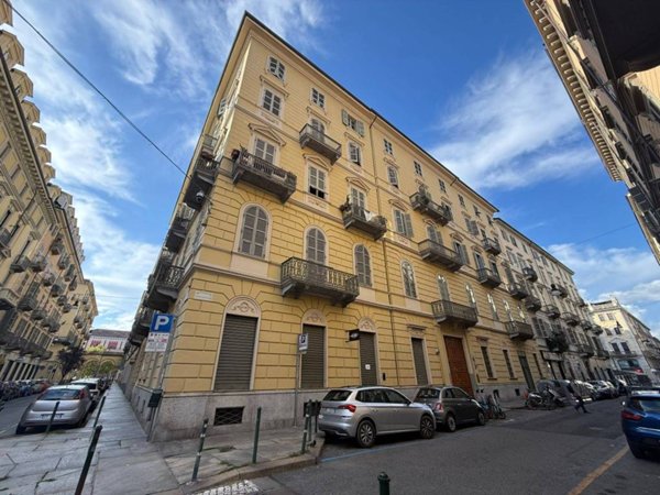 appartamento in vendita a Torino in zona San Salvario