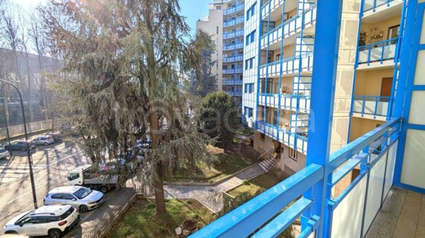 appartamento in vendita a Torino in zona Lingotto