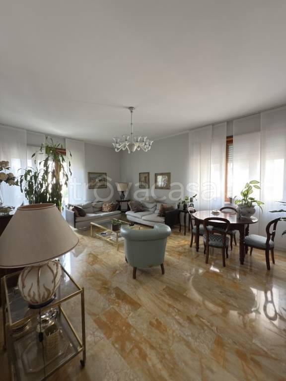appartamento in vendita a Torino in zona Crocetta