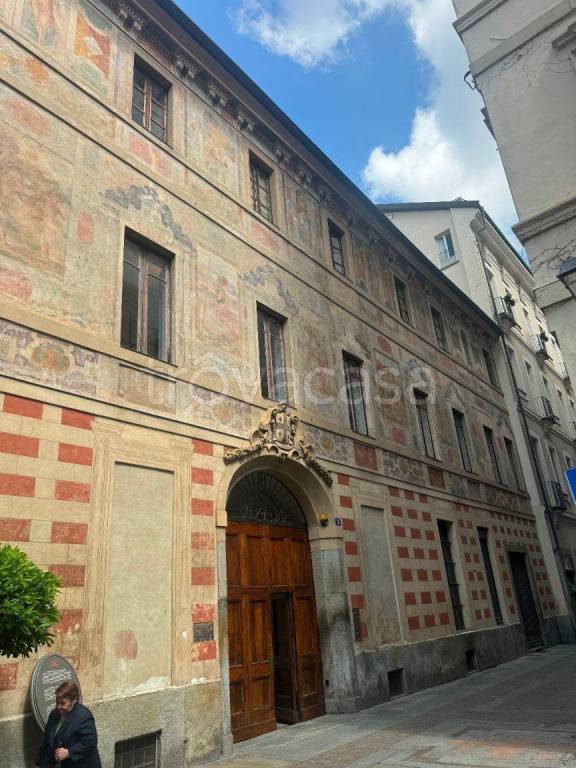 appartamento in vendita a Torino in zona Centro Storico