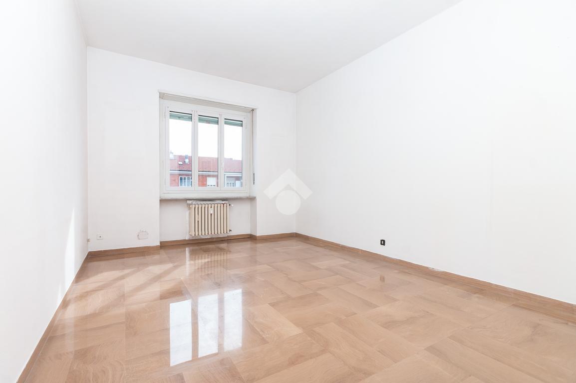 appartamento in vendita a Torino in zona Borgo San Paolo