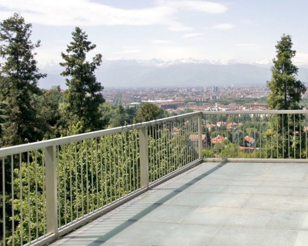 appartamento in vendita a Torino in zona Madonna del Pilone