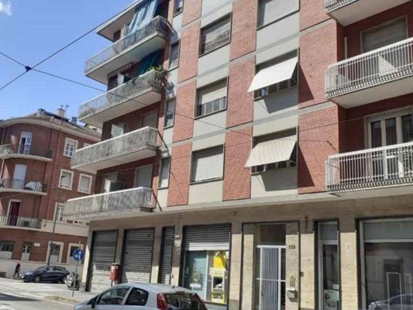 appartamento in vendita a Torino in zona Parella