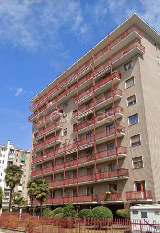 appartamento in vendita a Torino in zona Madonna di Campagna