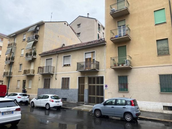 appartamento in vendita a Torino in zona Borgata Vittoria