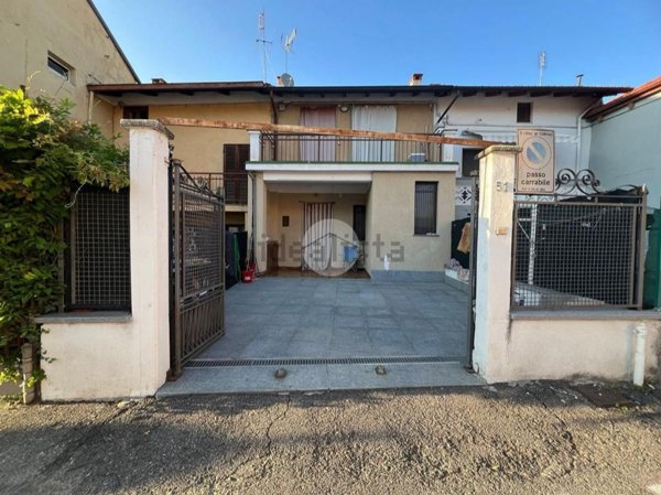 appartamento in vendita a Torino in zona Bertolla