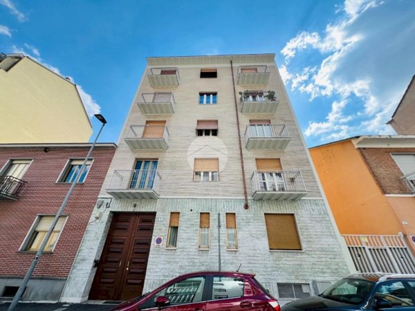 appartamento in vendita a Torino in zona Lucento